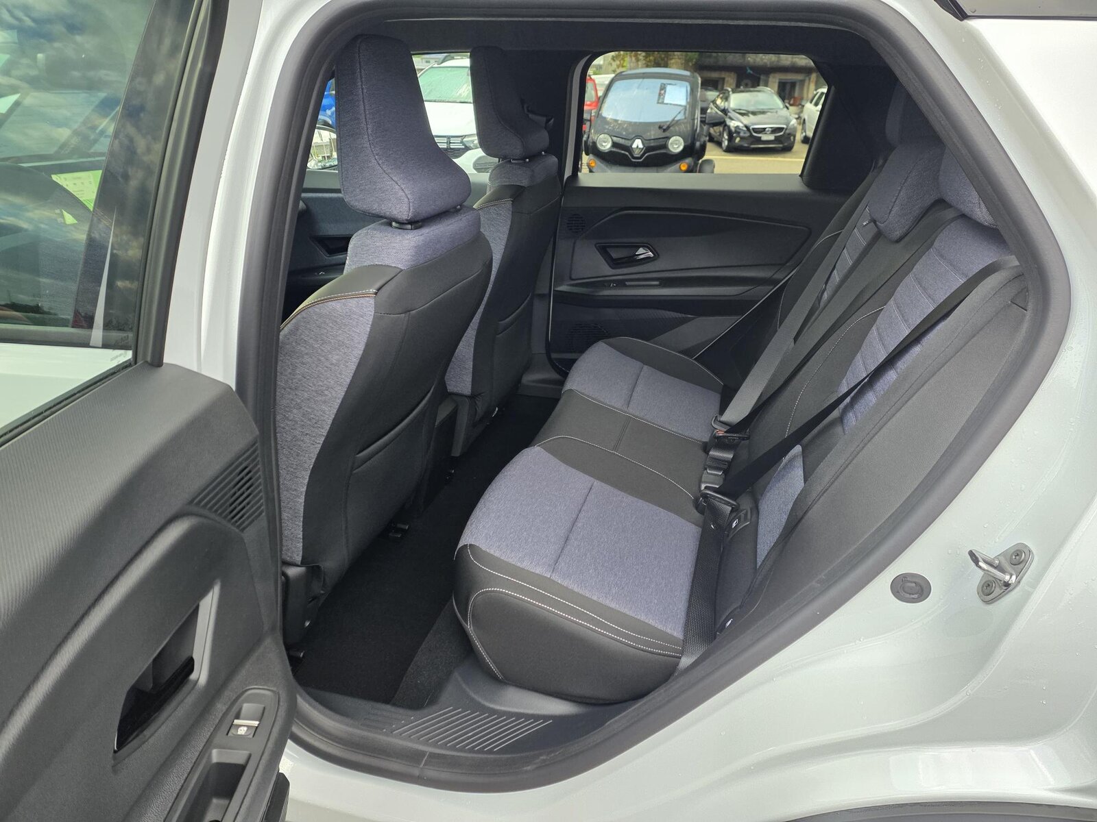 RENAULT R5 E-Tech Comfort Range techno, Elektro, Neuwagen, Automatik - 7