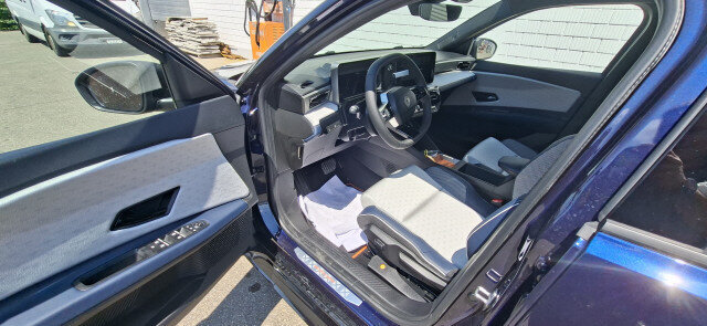 RENAULT R5 E-TechCR 52kWh Roland, Électrique, Occasion / Utilisé, Automatique - 7