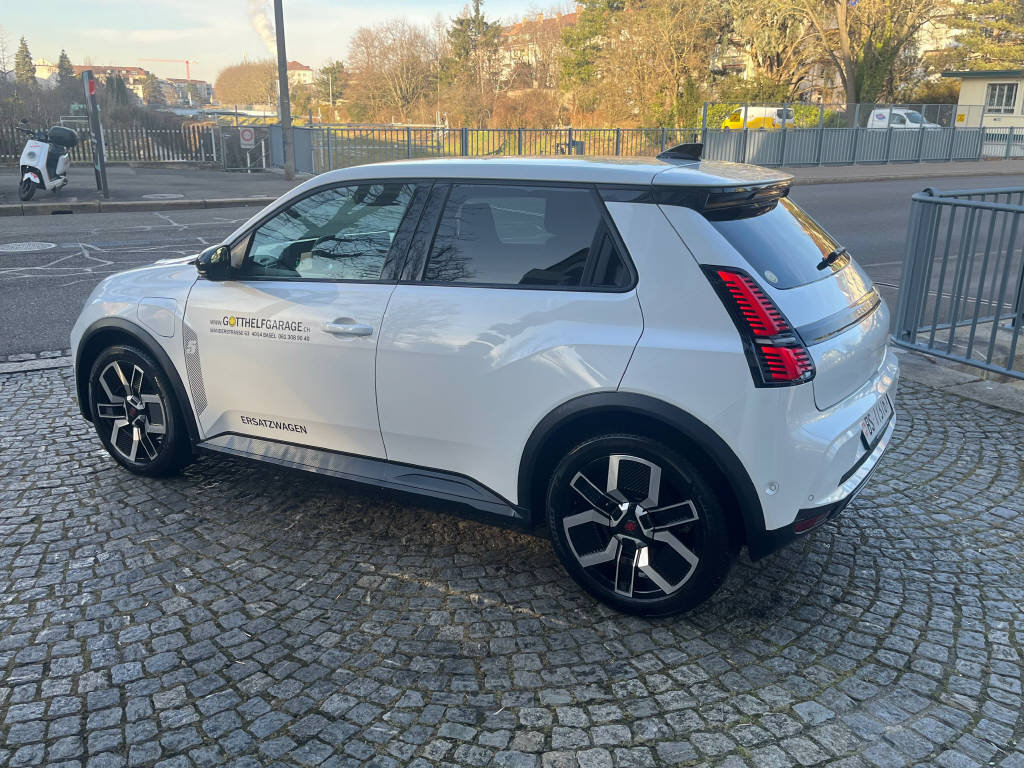 RENAULT R5 E-Tech Comfort Range techno, Electric, Ex-demonstrator, Automatic - 4