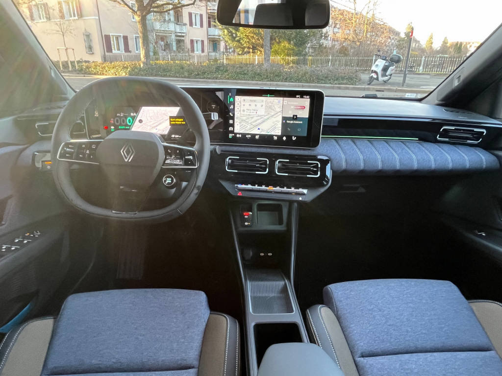 RENAULT R5 E-Tech Comfort Range techno, Electric, Ex-demonstrator, Automatic - 6