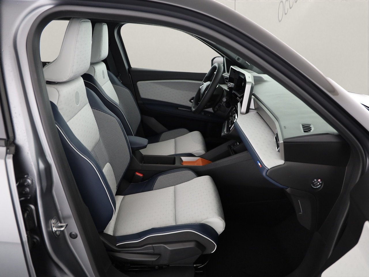 RENAULT R5 E-Tech Comfort Range Roland Garros, Electric, Ex-demonstrator, Automatic - 7