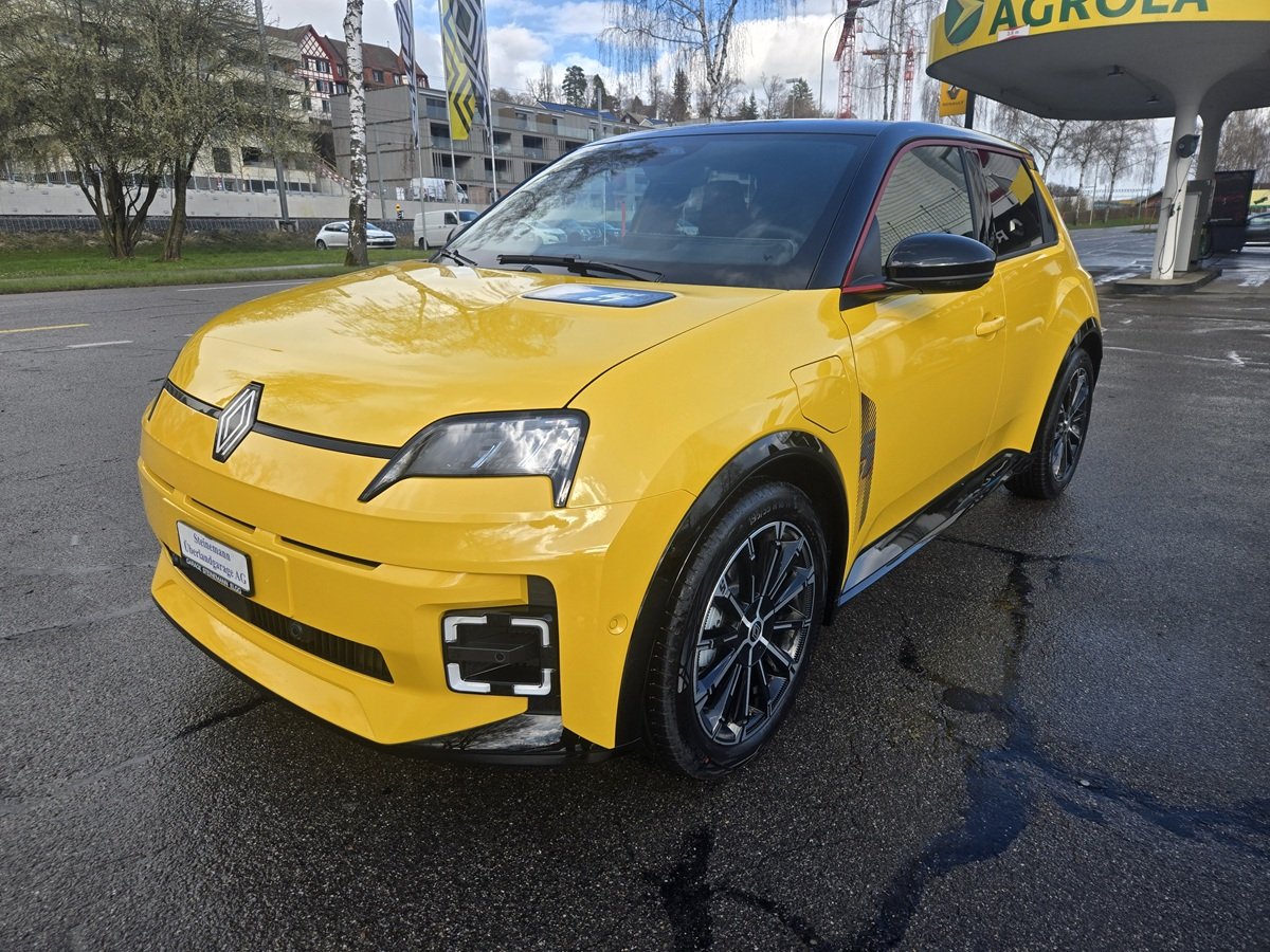 RENAULT R5 E-Tech Comfort Range iconic five