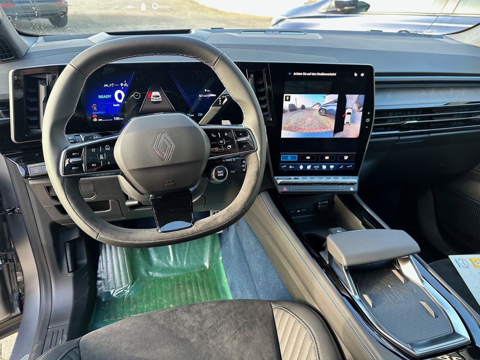 RENAULT Rafale 1.2 E-Tech Plug-in Hybrid 300 4x4 Atelier Alpine, Plug-in-Hybrid Petrol/Electric, New car - 7