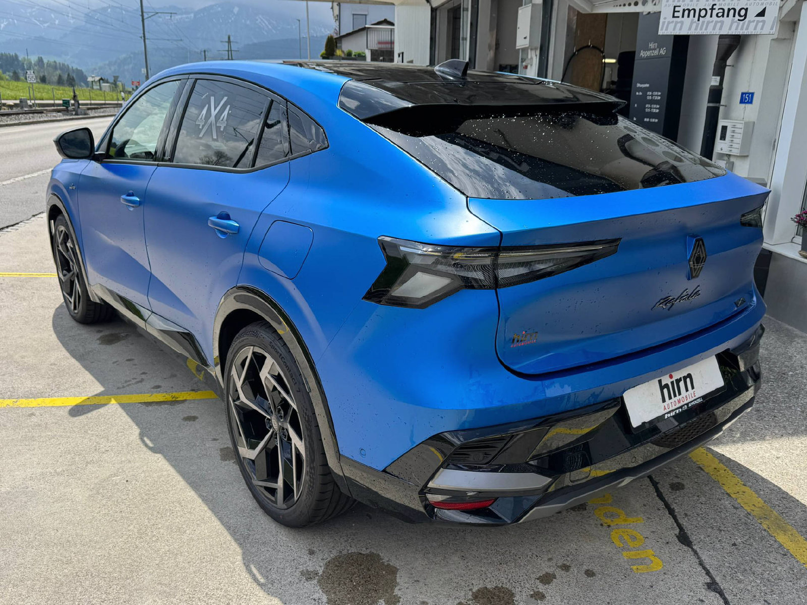 RENAULT Rafale 1.2 E-Tech Plug-in Atelier Alpine, Plug-in-Hybrid Petrol/Electric, New car, Automatic - 4