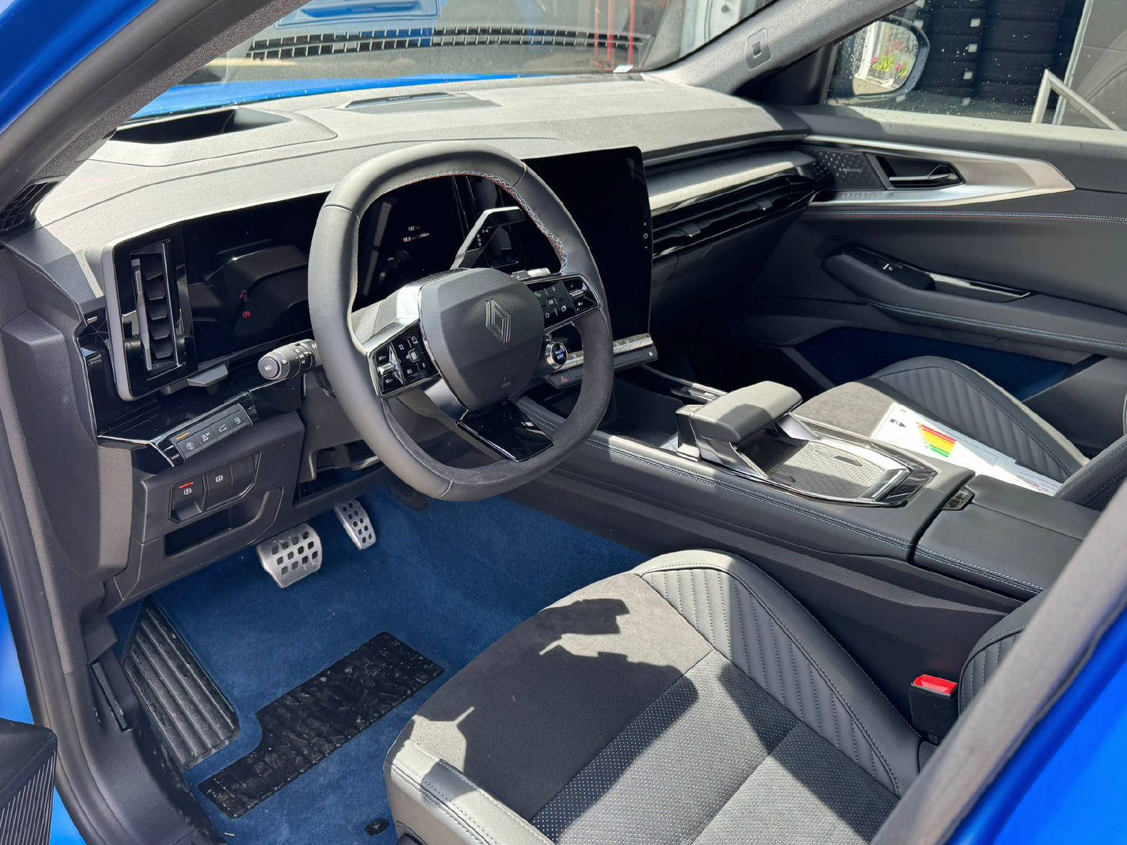 RENAULT Rafale 1.2 E-Tech Plug-in Atelier Alpine, Plug-in-Hybrid Petrol/Electric, New car, Automatic - 5