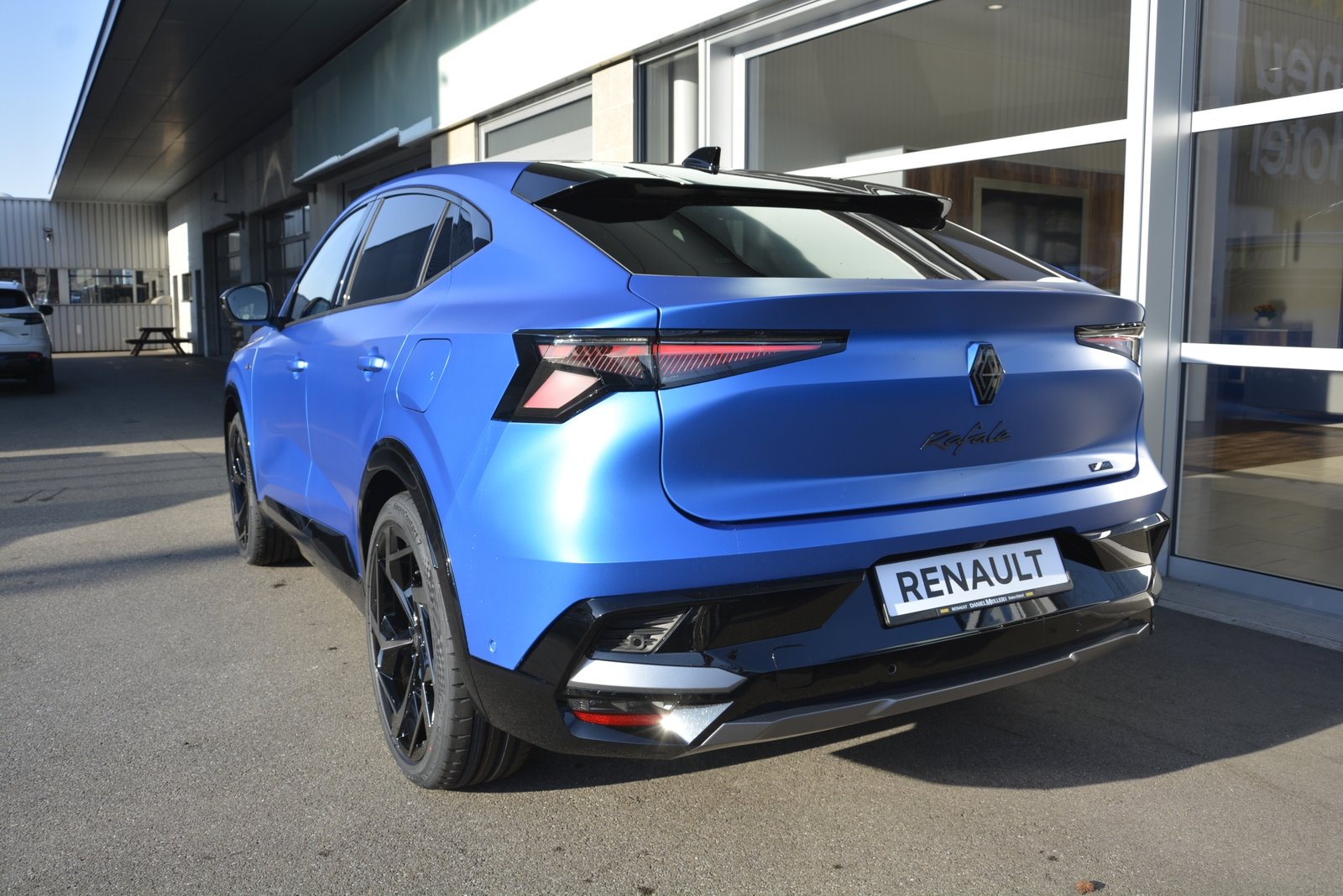 RENAULT RAFALE E-TECH Atelier Alpine Plug In hybrid 4x4 300P, Plug-in-Hybrid Benzin/Elektro, Neuwagen, Automatik - 4