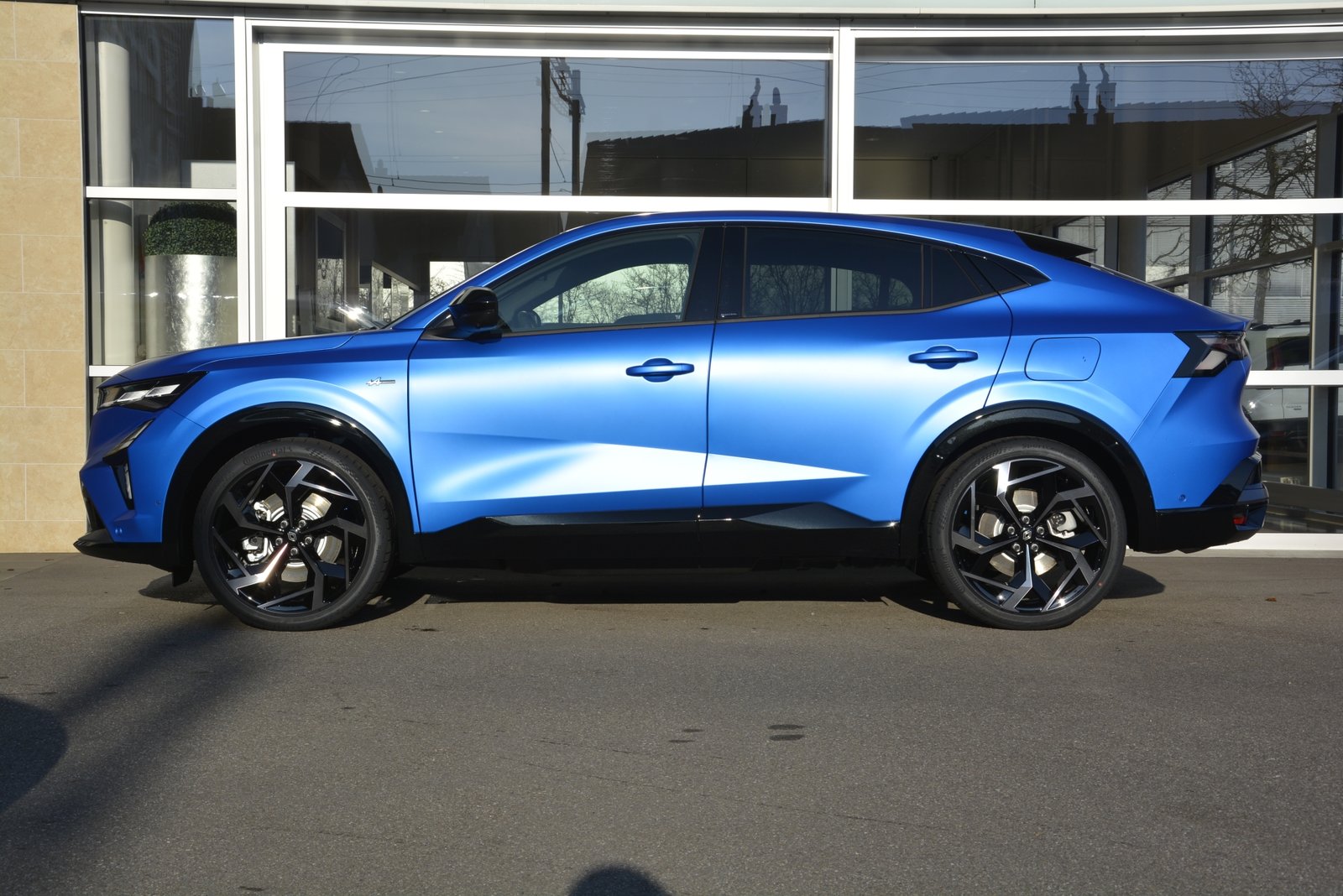 RENAULT RAFALE E-TECH Atelier Alpine Plug In hybrid 4x4 300P, Hybride Rechargeable Essence/Électricité, Voiture nouvelle, Automatique - 3