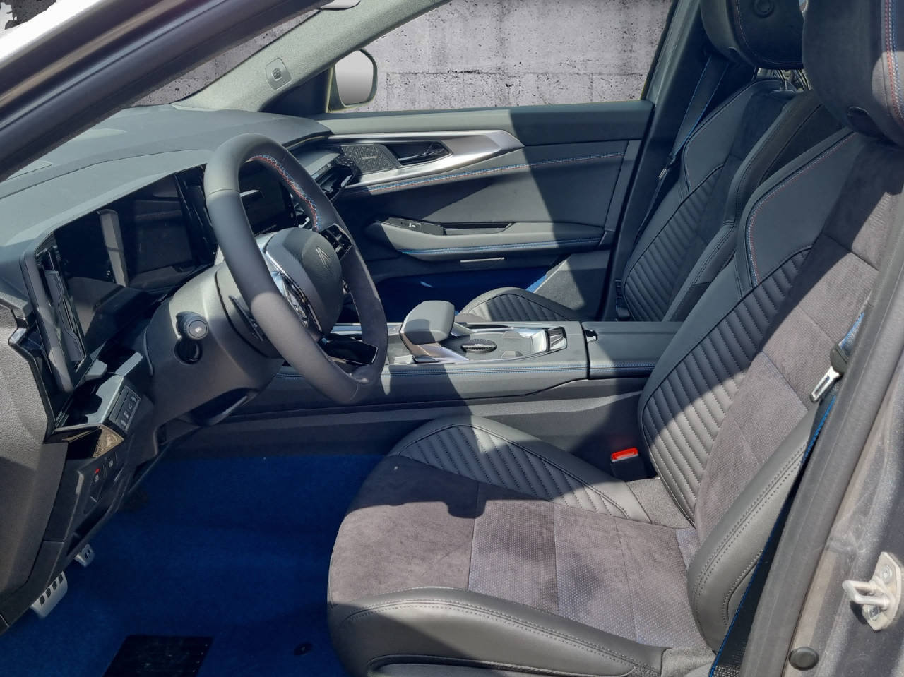 RENAULT Rafale Atelier Alpine hyper hybrid E-Tech 4x4, Plug-in-Hybrid Benzina/Elettrica, Auto nuove, Automatico - 5