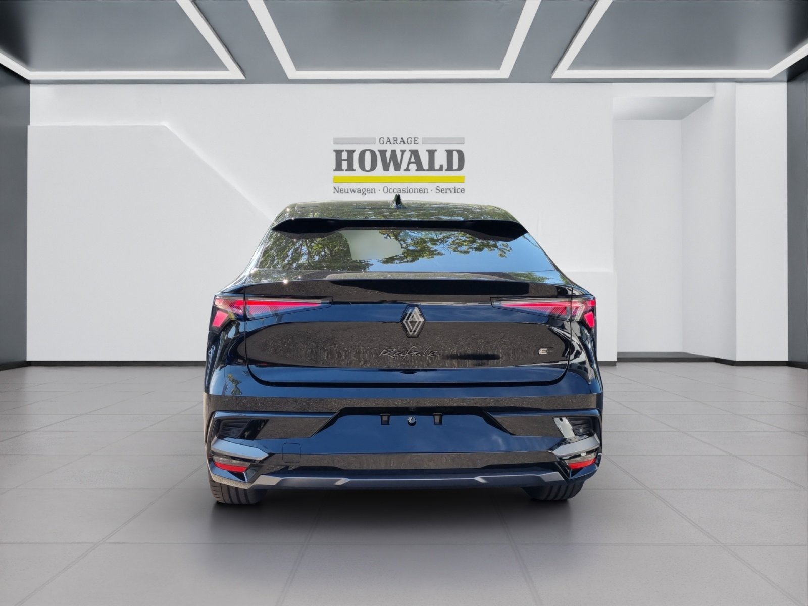 RENAULT RAFALE HYBRID E-TECH Atelier Alpine hyper hybrid E-Tech 4x4 , Plug-in-Hybrid Petrol/Electric, New car, Automatic - 4