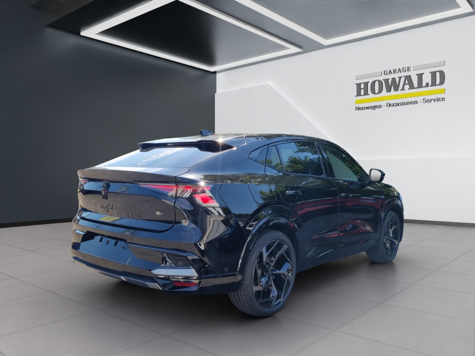 RENAULT RAFALE HYBRID E-TECH Atelier Alpine hyper hybrid E-Tech 4x4 , Plug-in-Hybrid Petrol/Electric, New car, Automatic - 5