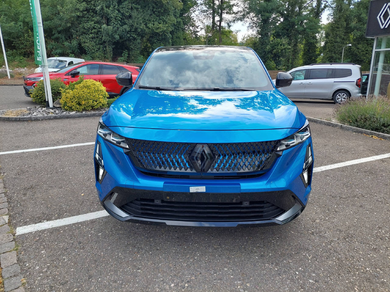RENAULT Rafale E-Tech Plug-in Atelier Alpine 300PS 4x4, Plug-in-Hybrid Benzina/Elettrica, Auto nuove, Automatico - 2