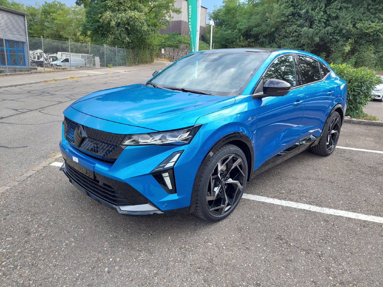 RENAULT Rafale E-Tech Plug-in Atelier Alpine 300PS 4x4, Plug-in-Hybrid Benzina/Elettrica, Auto nuove, Automatico - 3