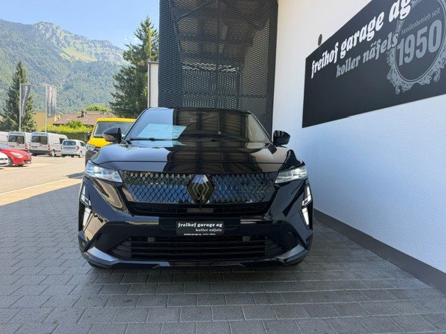 RENAULT Rafale 1.2 E-Tech Plug-in Atelier Alpine, Plug-in-Hybrid Petrol/Electric, New car, Automatic - 2