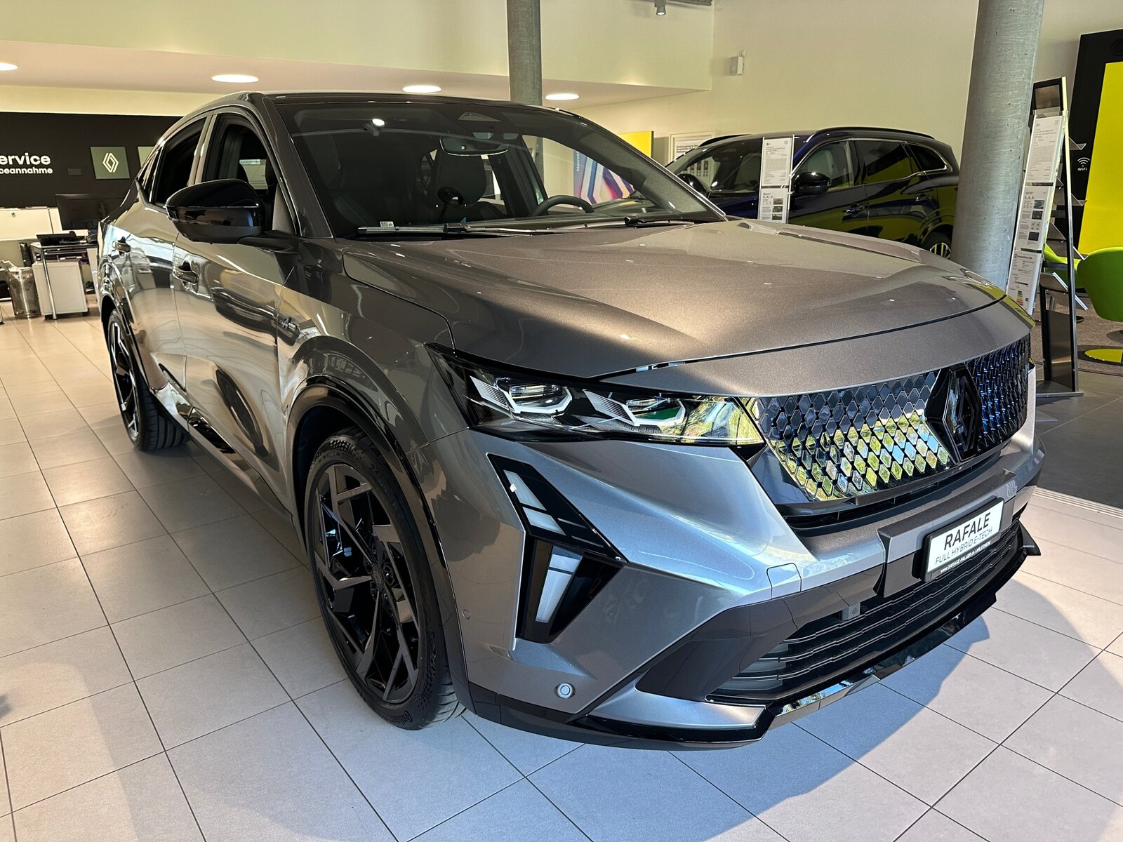 RENAULT RAFALE HYBRID E-TECH Atelier Alpine hyper hybrid E-Tech 4x4 , Plug-in-Hybrid Petrol/Electric, New car, Automatic - 7
