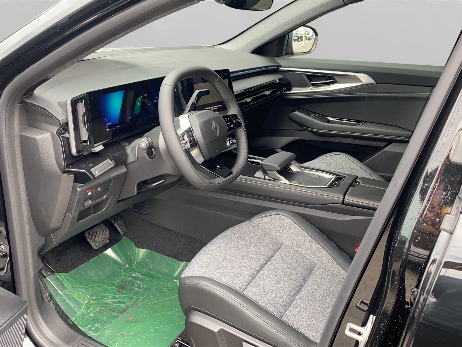 RENAULT RAFALE E-TECH HYBRID techno E-TECH full hybrid 200, Hybride Intégral Essence/Électricité, Occasion / Utilisé, Automatique - 6