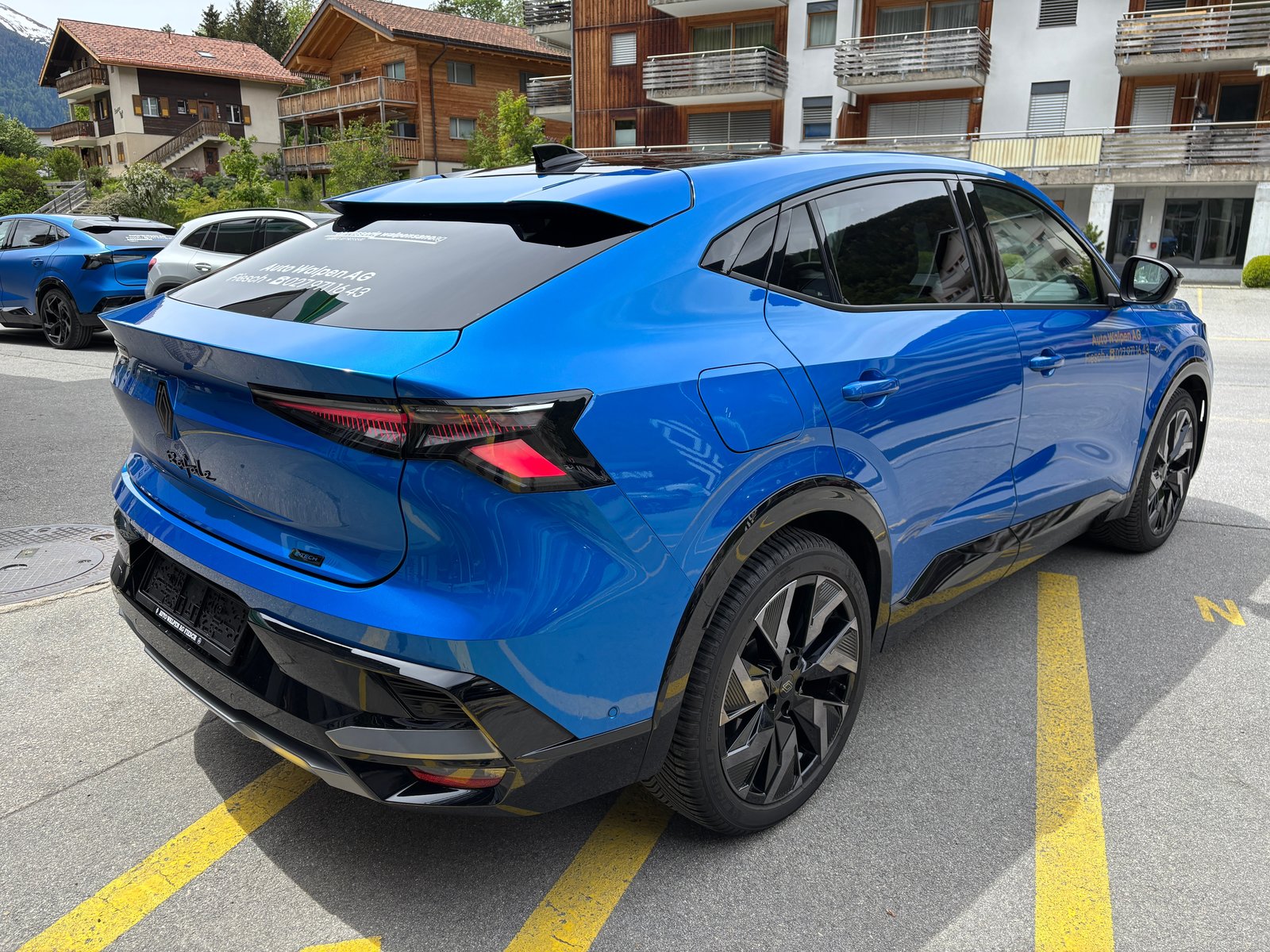 RENAULT Rafale 1.2 Plug-in Esprit Alpine 4x4, Plug-in-Hybrid Petrol/Electric, Second hand / Used, Automatic - 3