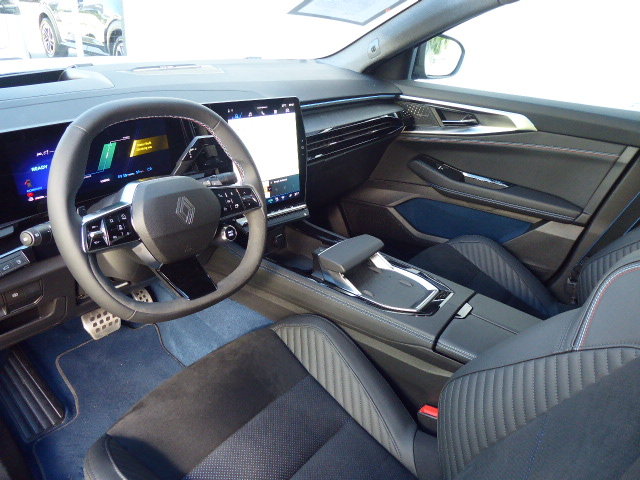 RENAULT Rafale 1.2 E-Tech Plug-in Atelier 4x4, Plug-in-Hybrid Benzin/Elektro, Occasion / Gebraucht, Automatik - 5