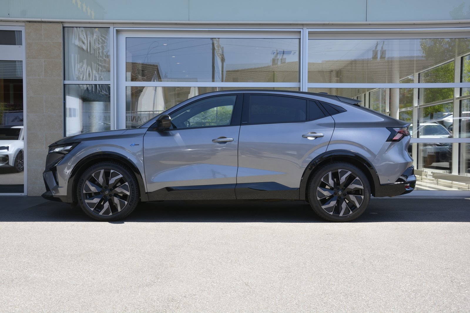 RENAULT Rafale 1.2 E-Tech esprit Alpine, Full-Hybrid Petrol/Electric, Second hand / Used, Automatic - 3