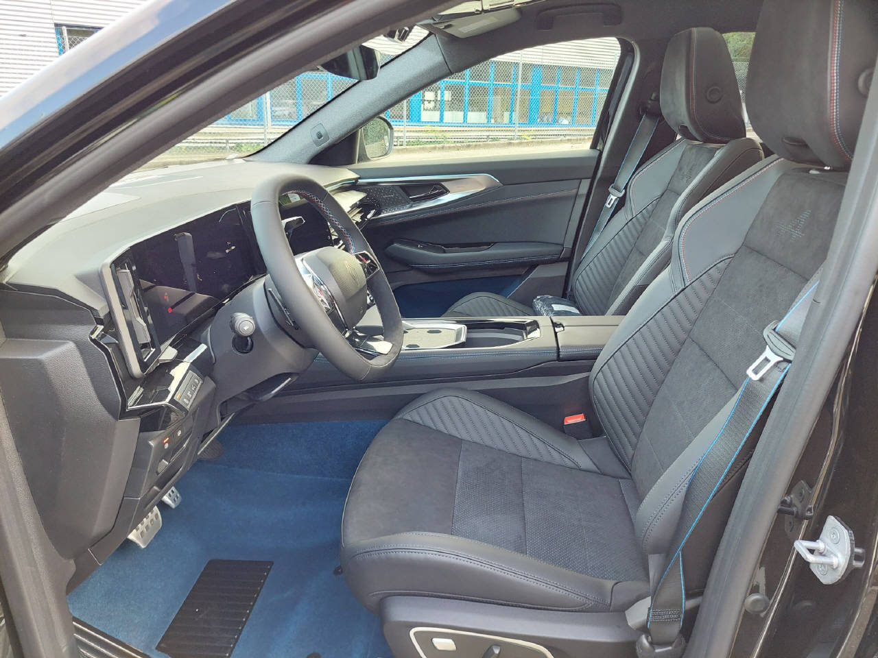 RENAULT RAFALE E-TECH Atelier Alpine hyper hybrid E-Tech 4x4 300PS p, Plug-in-Hybrid Benzin/Elektro, Vorführwagen, Automatik - 6
