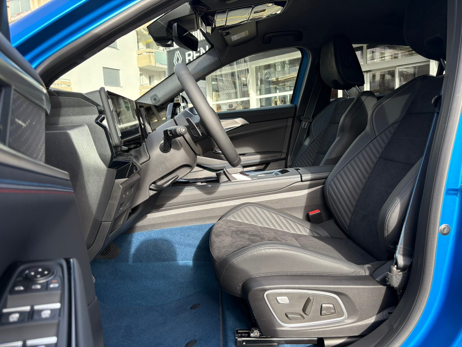 RENAULT Rafale 1.2 Plug-in Atelier Alpine 4x4, Plug-in-Hybrid Benzina/Elettrica, Auto dimostrativa, Automatico - 7