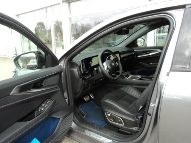 RENAULT Rafale 1.2 E-Tech Hybrid 200 Esprit Alpine, Full-Hybrid Petrol/Electric, Ex-demonstrator, Automatic - 4