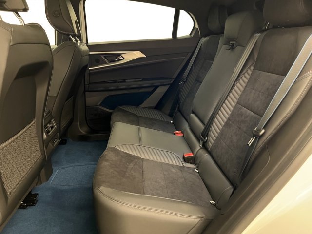 RENAULT Rafale 1.2 E-Tech Plug-in Atelier Alpine 4x4 300 PS, Plug-in-Hybrid Petrol/Electric, New car, Automatic - 6