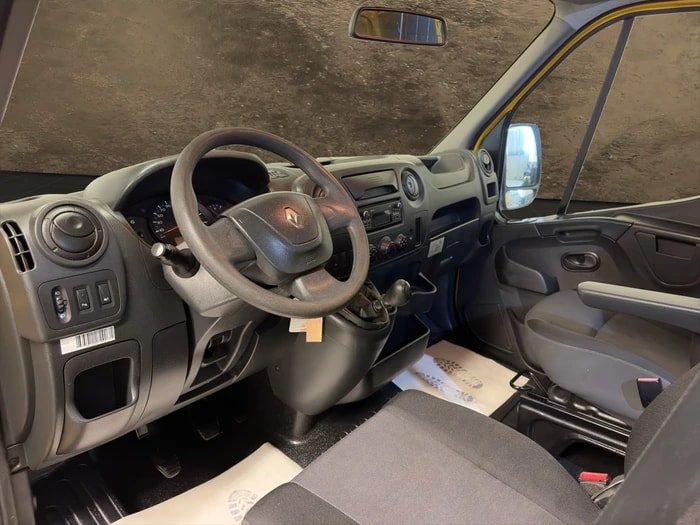 RENAULT RENAULT Master T35 ENERGY 2.3dCi 170 L3H2 Quickshift, Diesel, Second hand / Used, Automatic - 4