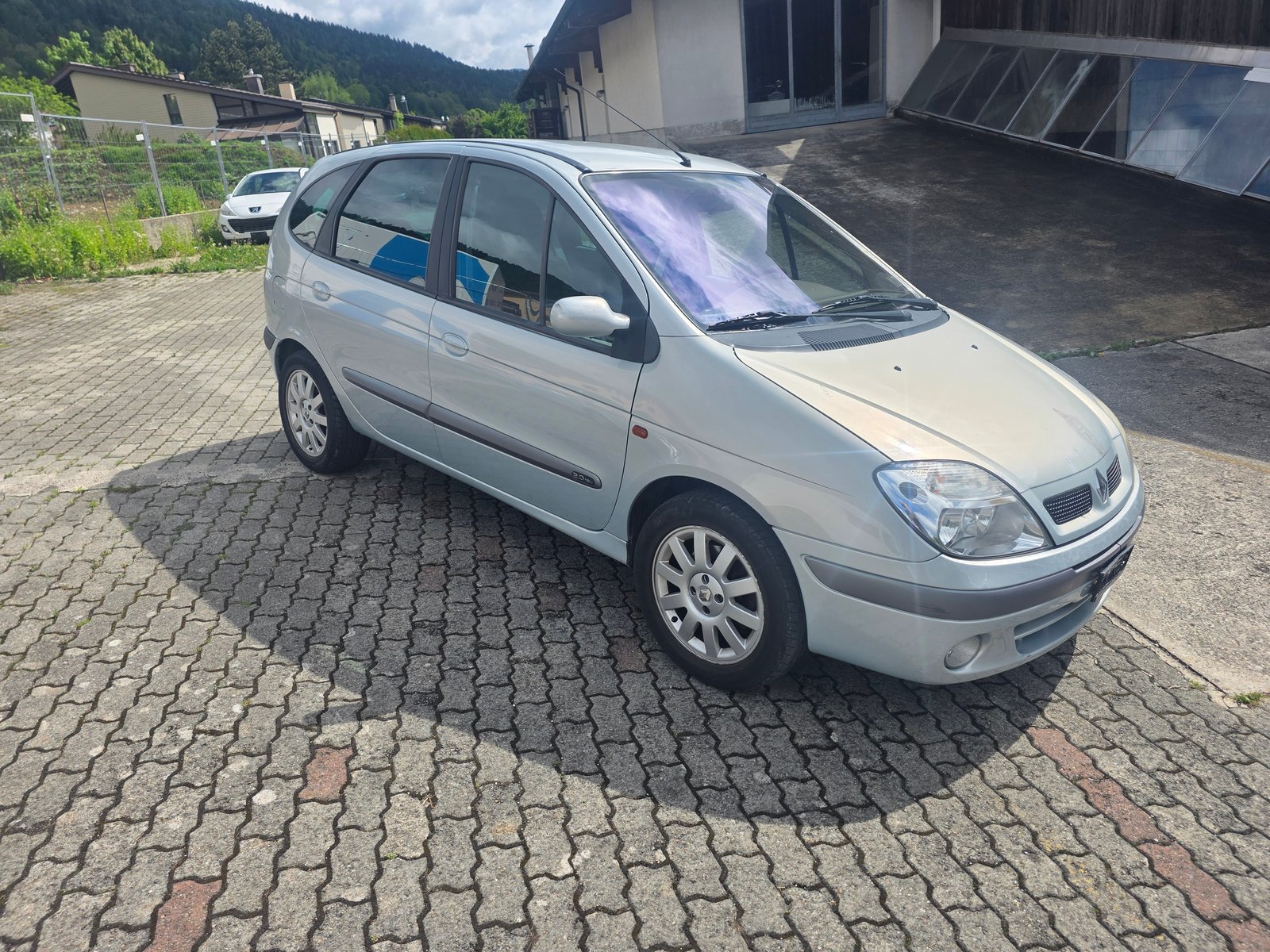 RENAULT SCENIC, Benzin, Occasion / Gebraucht, Automatik - 2