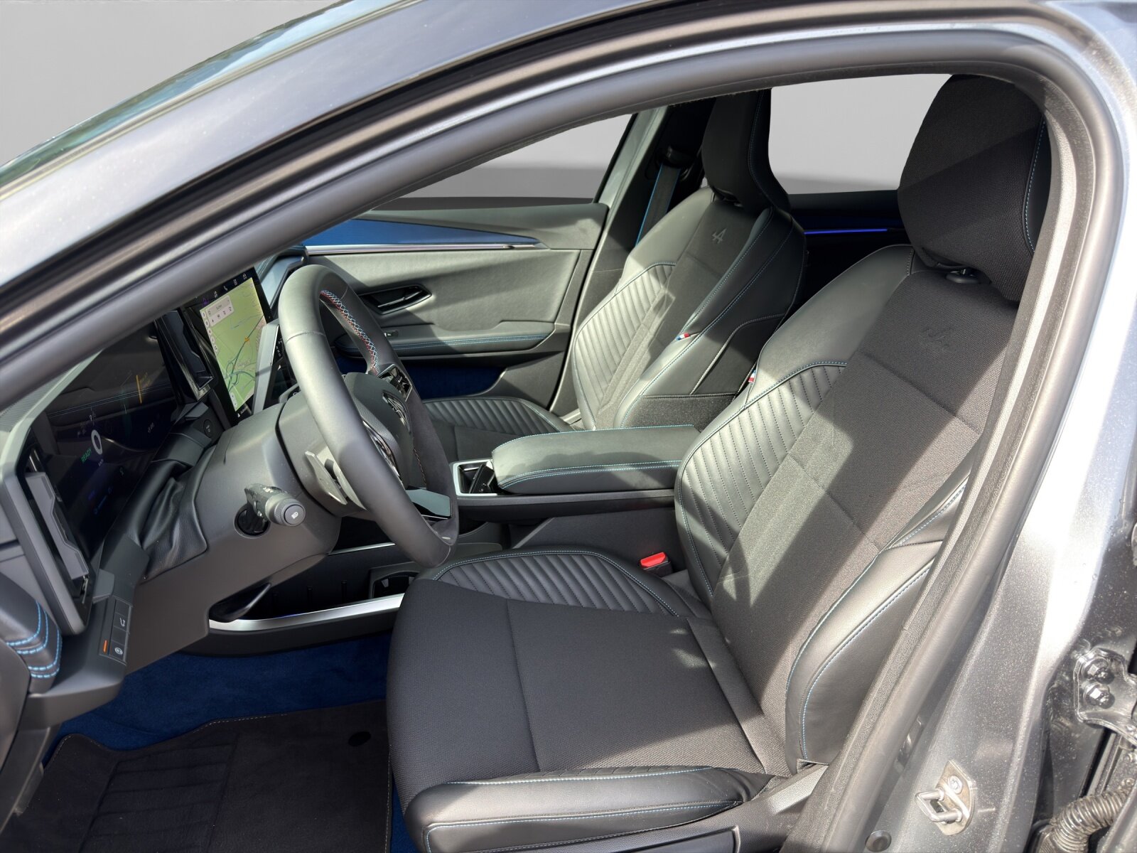 RENAULT Scénic E-Tech esprit Alpine, Électrique, Occasion / Utilisé, Automatique - 7