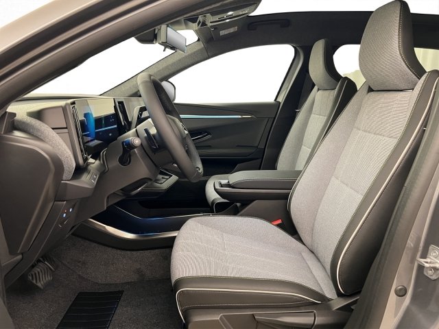 RENAULT Scenic E-Tech techno, Electric, Ex-demonstrator, Automatic - 5