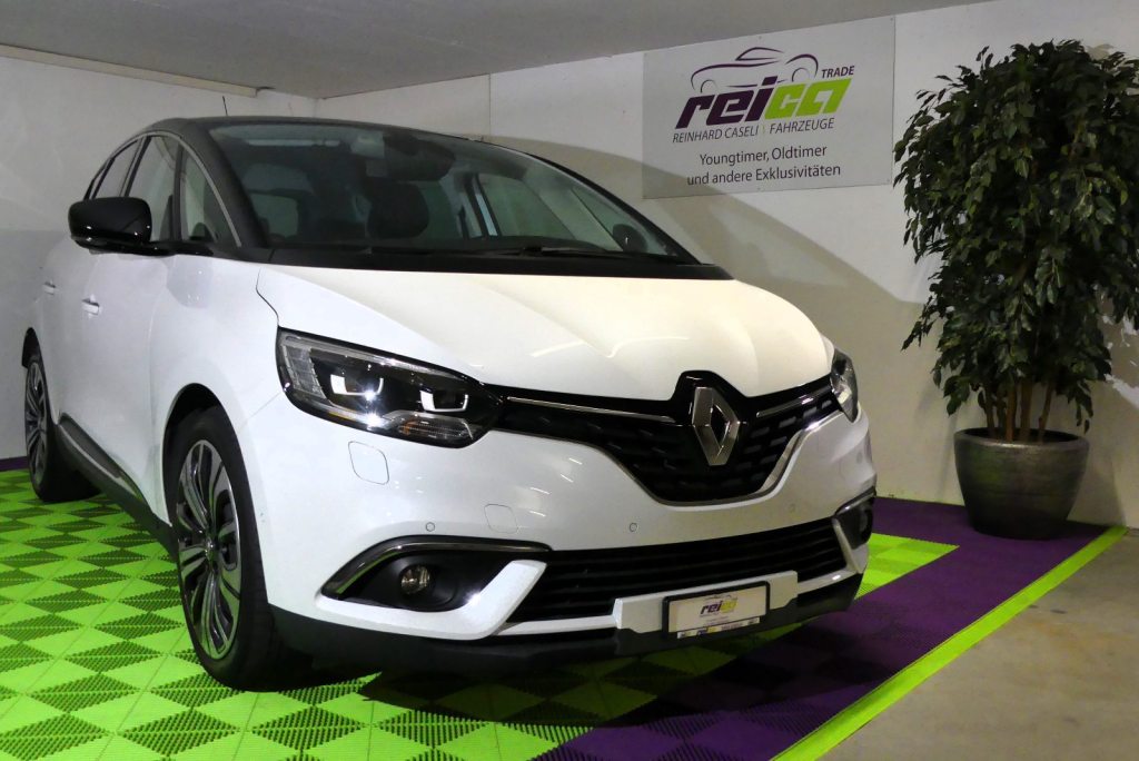 RENAULT 1.3 TCe 160 Initiale EDC