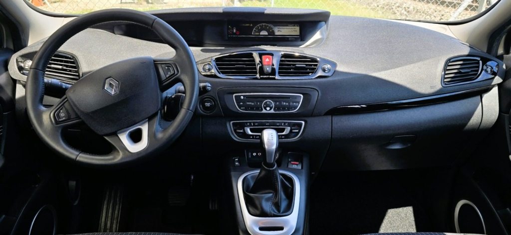 RENAULT SCéNIC 1.5 dCi Dynamique EDC, Diesel, Occasion / Gebraucht, Automatik - 6