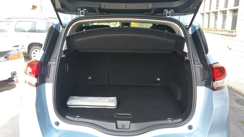 RENAULT Scénic 1.5 dCi Bose EDC, Diesel, Occasion / Gebraucht, Automatik - 4