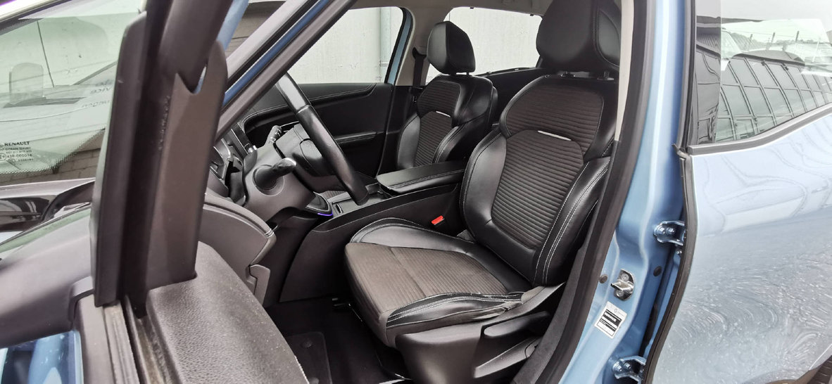 RENAULT Scénic 1.3 TCe 160 Intens EDC, Essence, Occasion / Utilisé, Automatique - 7