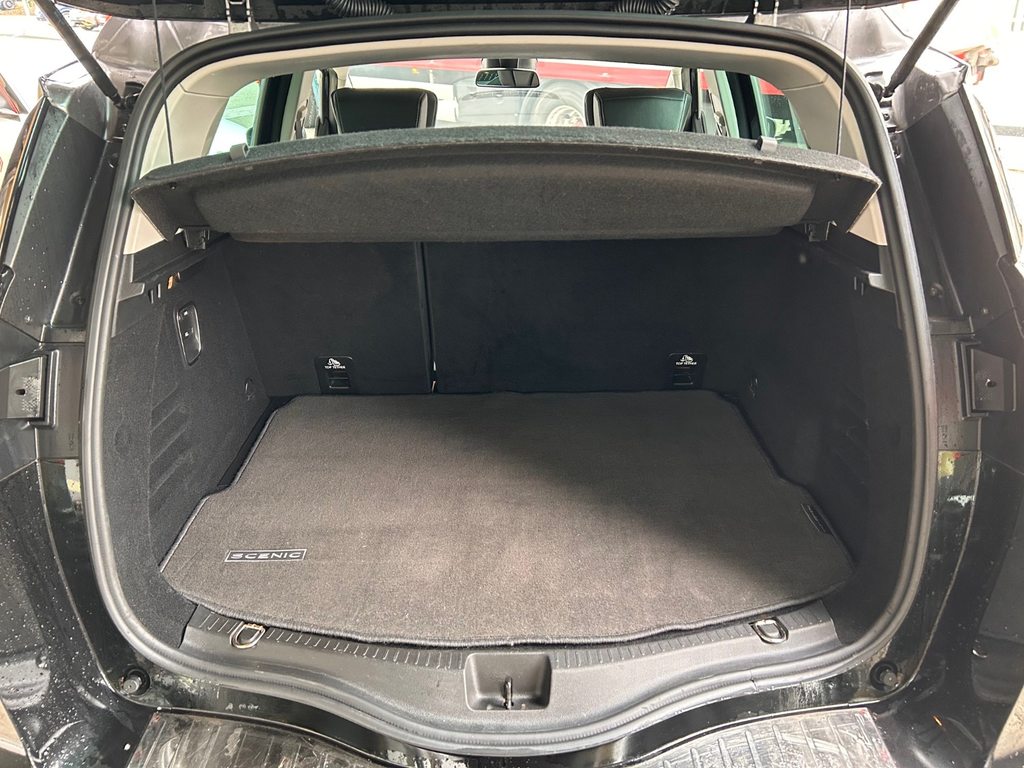 RENAULT Scénic 1.6 dCi 160 Bose EDC, Diesel, Occasion / Utilisé, Automatique - 7