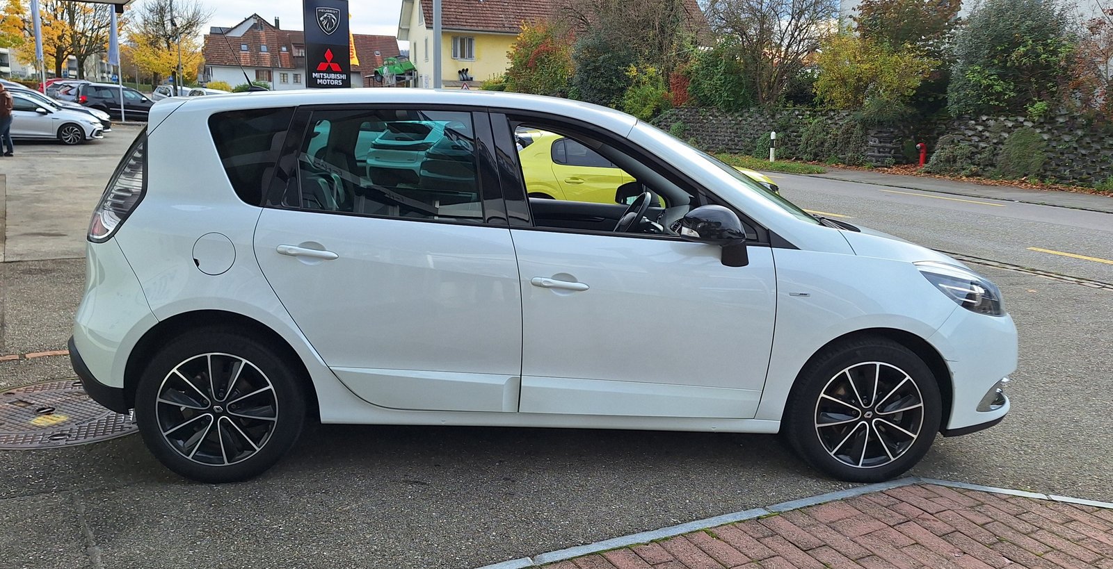 RENAULT Scénic 1.5 dCi Bose, Diesel, Second hand / Used, Automatic - 4