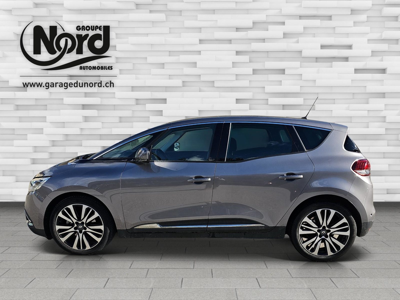 RENAULT Scénic 1.3 TCe 160 Initiale EDC, Essence, Occasion / Utilisé, Automatique - 5