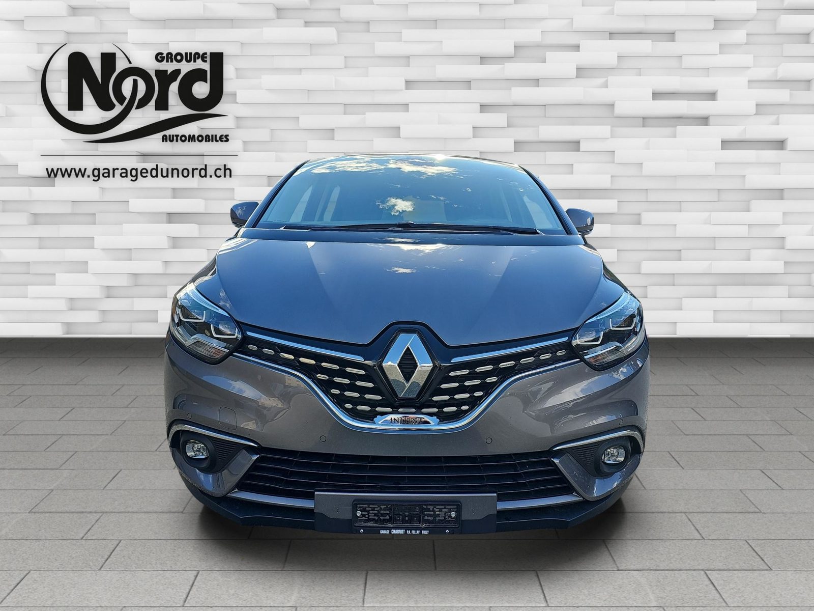RENAULT Scénic 1.3 TCe 160 Initiale EDC, Essence, Occasion / Utilisé, Automatique - 7