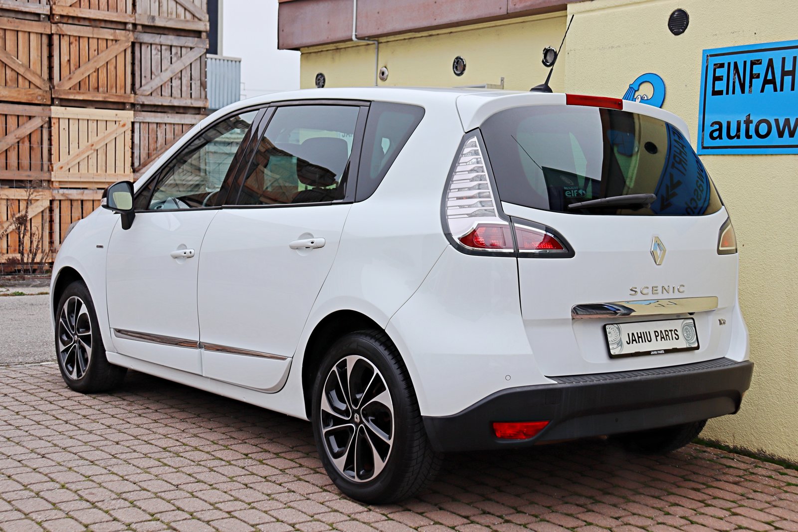 RENAULT Scénic 1.2 16V Turbo Bose, Petrol, Second hand / Used, Manual - 4