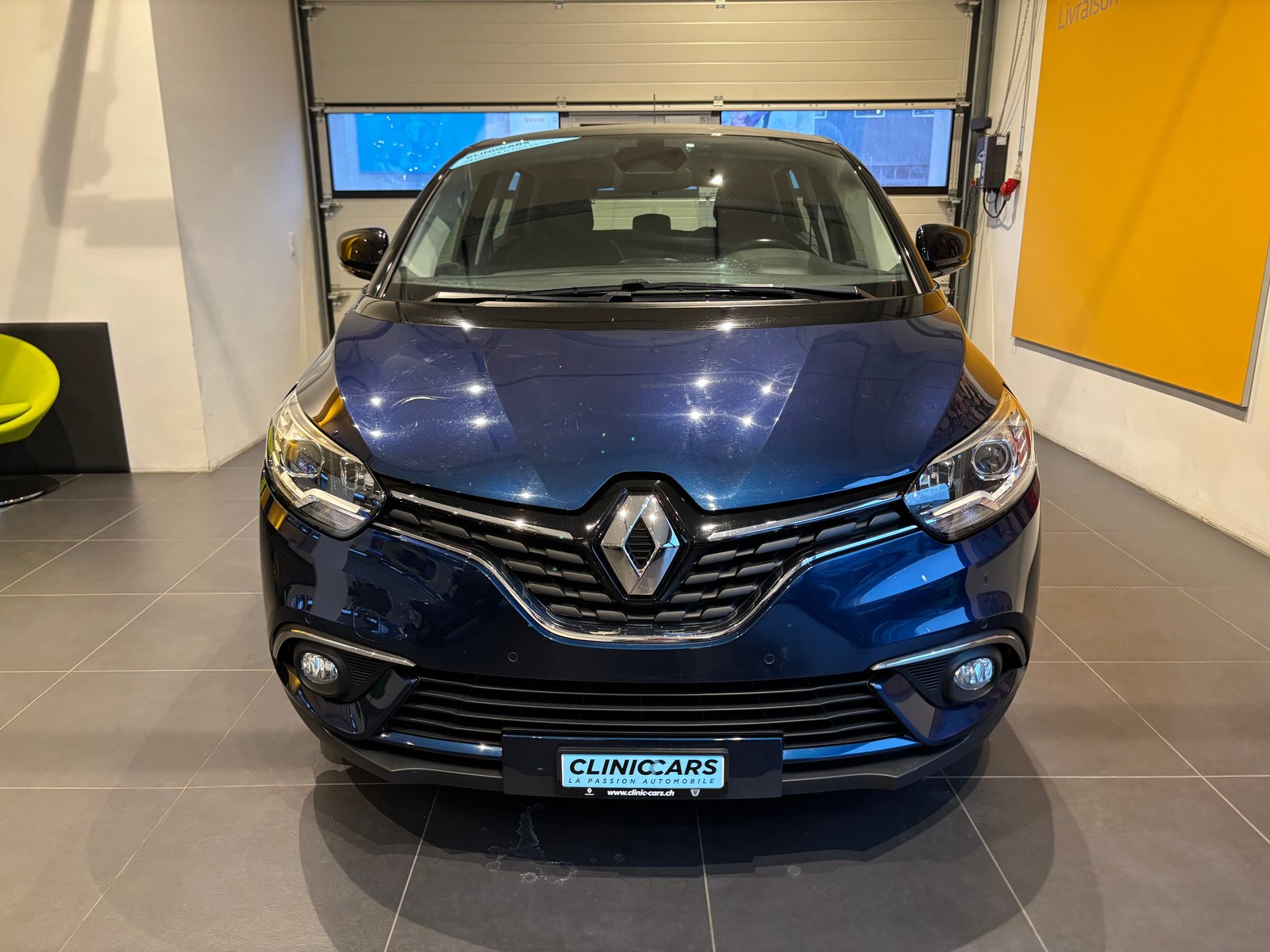 RENAULT Scénic 1.2 16V Turbo Bose, Benzina, Occasioni / Usate, Manuale - 2