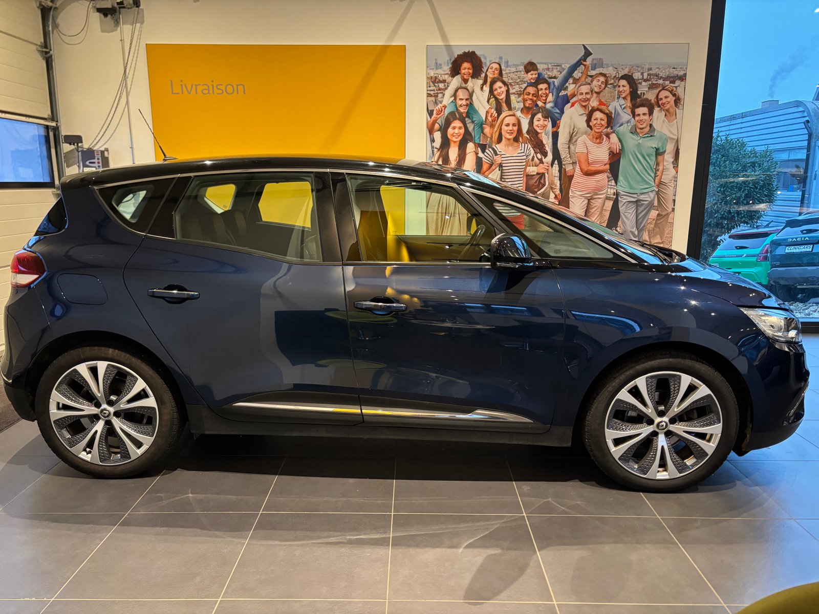 RENAULT Scénic 1.2 16V Turbo Bose, Benzina, Occasioni / Usate, Manuale - 4