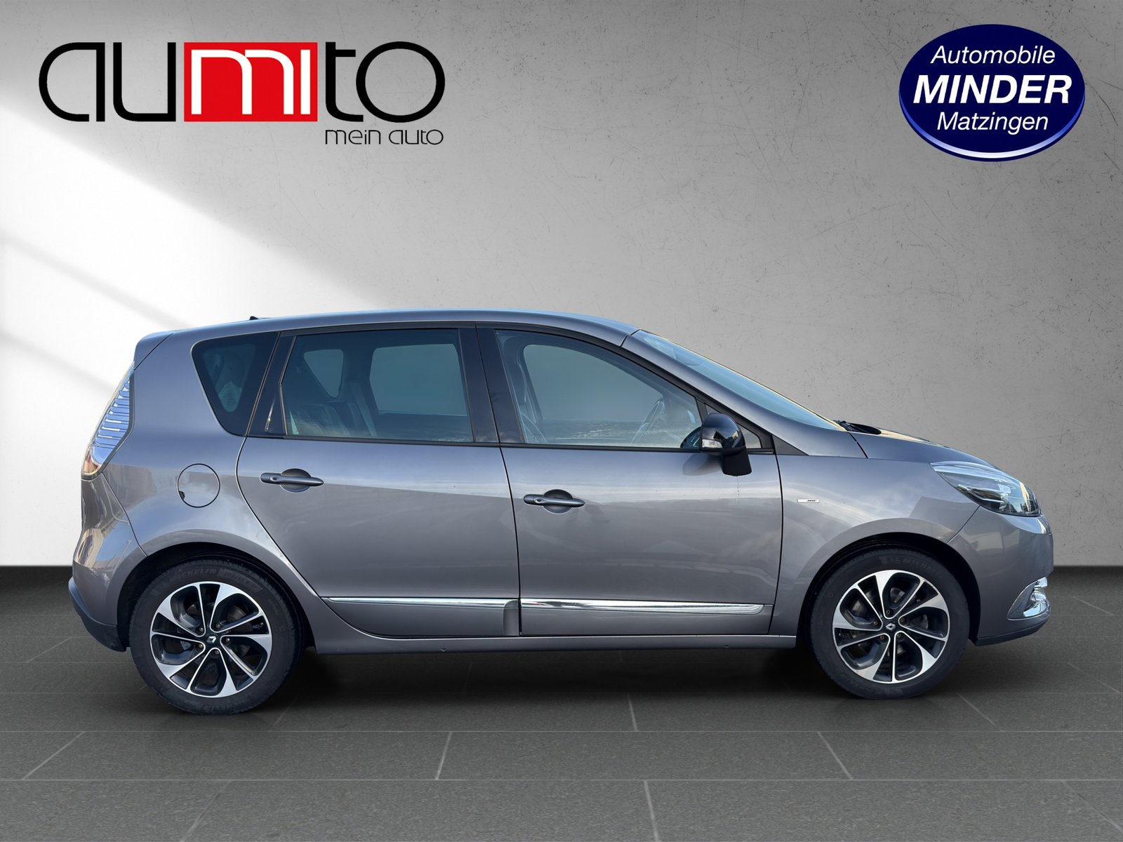 RENAULT Scénic 1.2 16V Turbo Bose, Petrol, Second hand / Used, Manual - 2