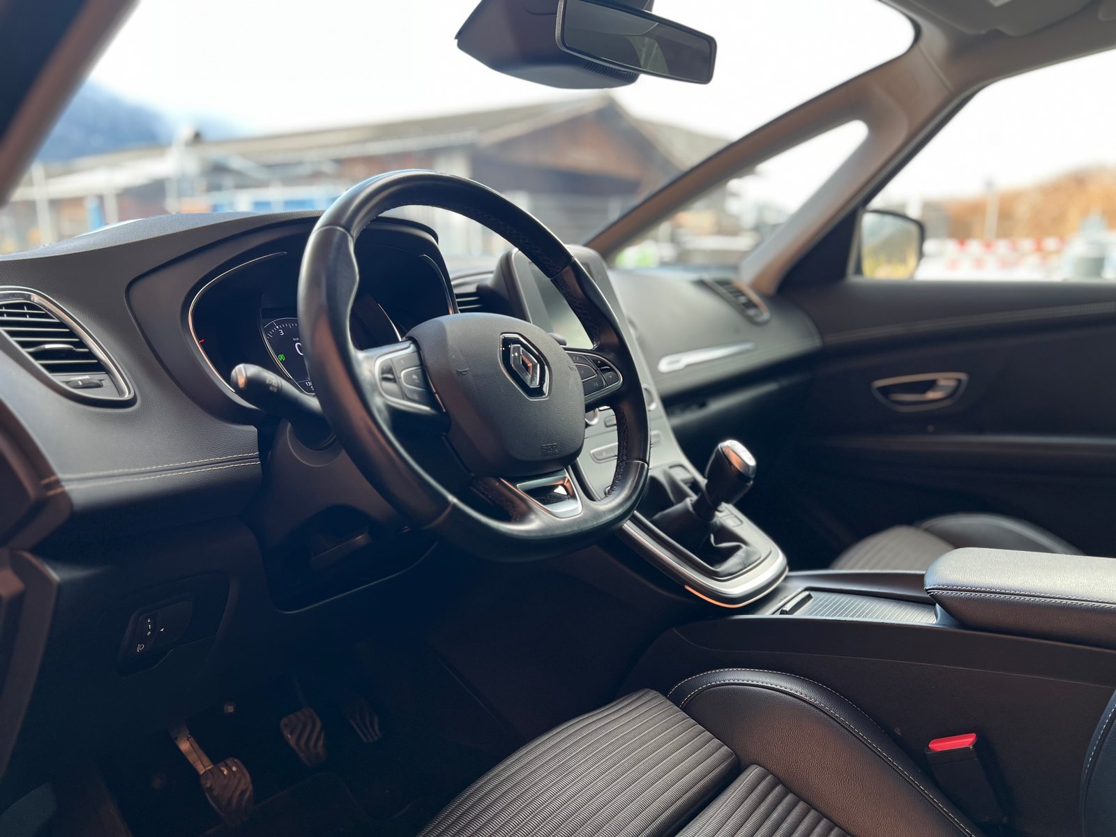 RENAULT Scénic 1.3 16V Turbo Intens, Benzin, Occasion / Gebraucht, Handschaltung - 6