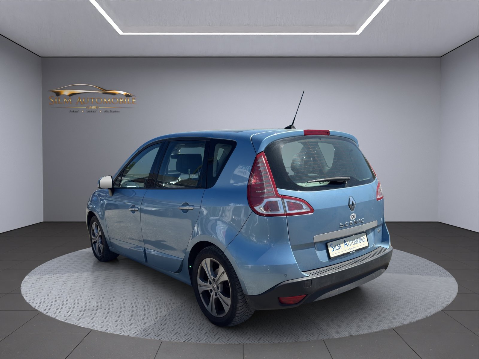 RENAULT Scénic 2.0 dCi Privilège, Diesel, Second hand / Used, Manual - 6