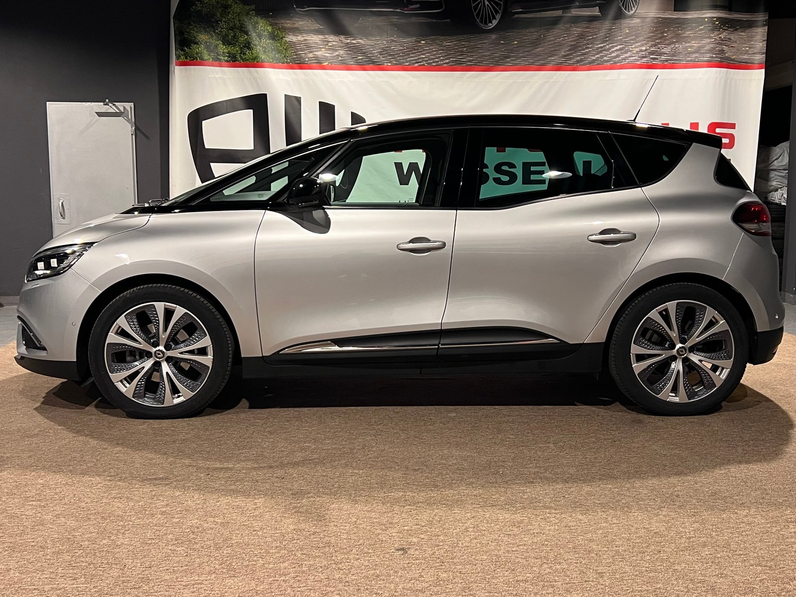 RENAULT Scénic 1.3 16V Turbo Initiale Paris EDC, Petrol, Second hand / Used, Automatic - 7