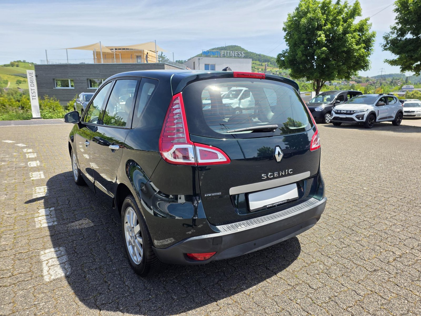 RENAULT Scénic 2.0 16V Privilège CVT, Essence, Occasion / Utilisé, Automatique - 3