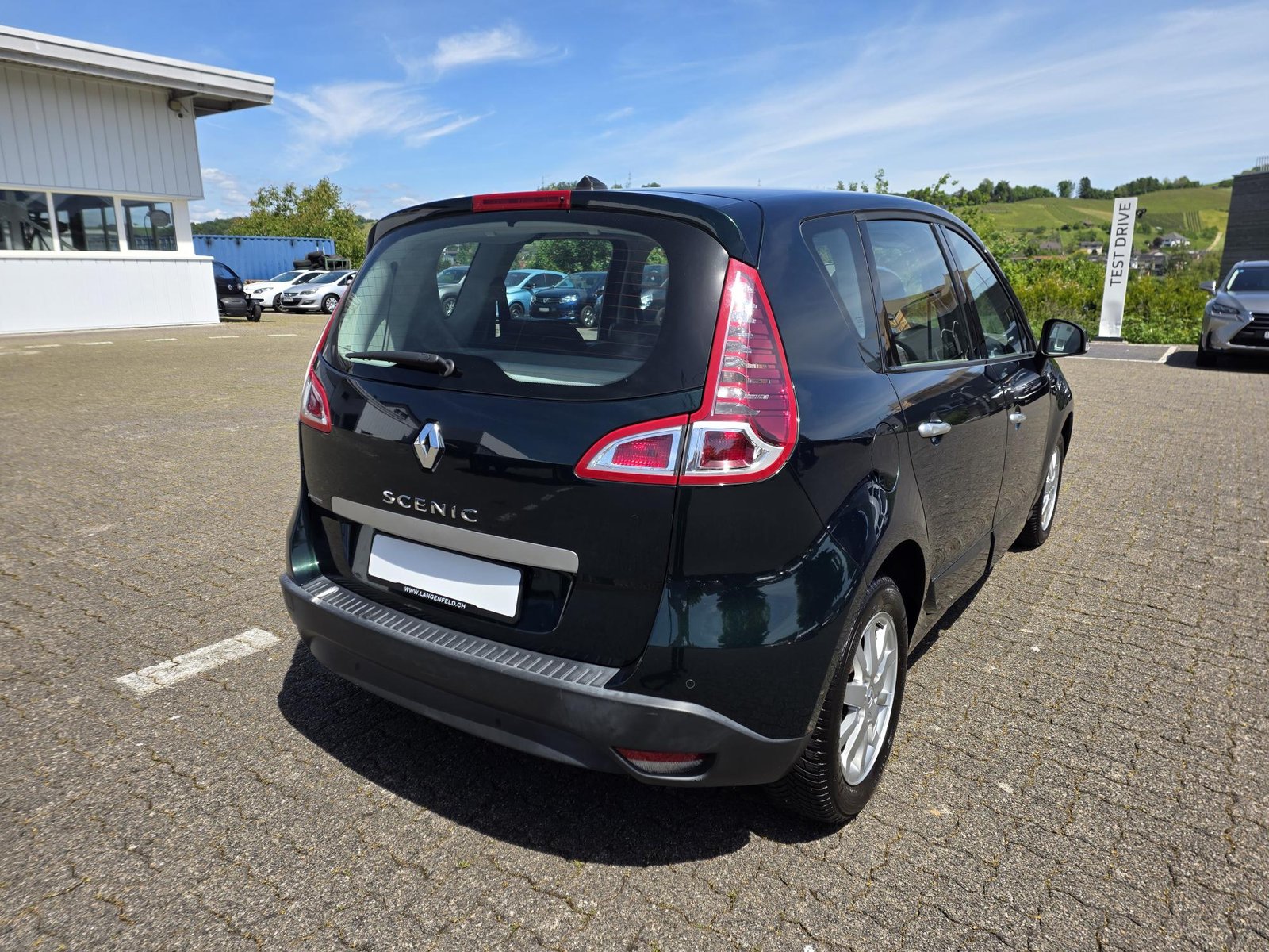 RENAULT Scénic 2.0 16V Privilège CVT, Essence, Occasion / Utilisé, Automatique - 4