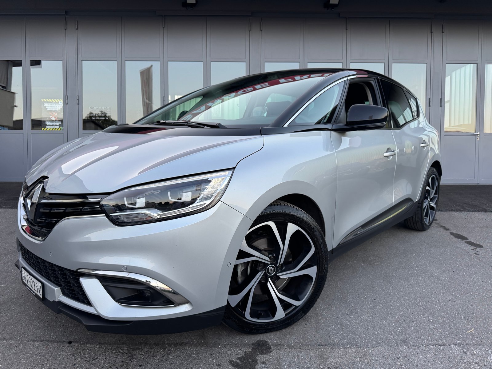 RENAULT Scénic 1.3 16V Turbo Techno EDC