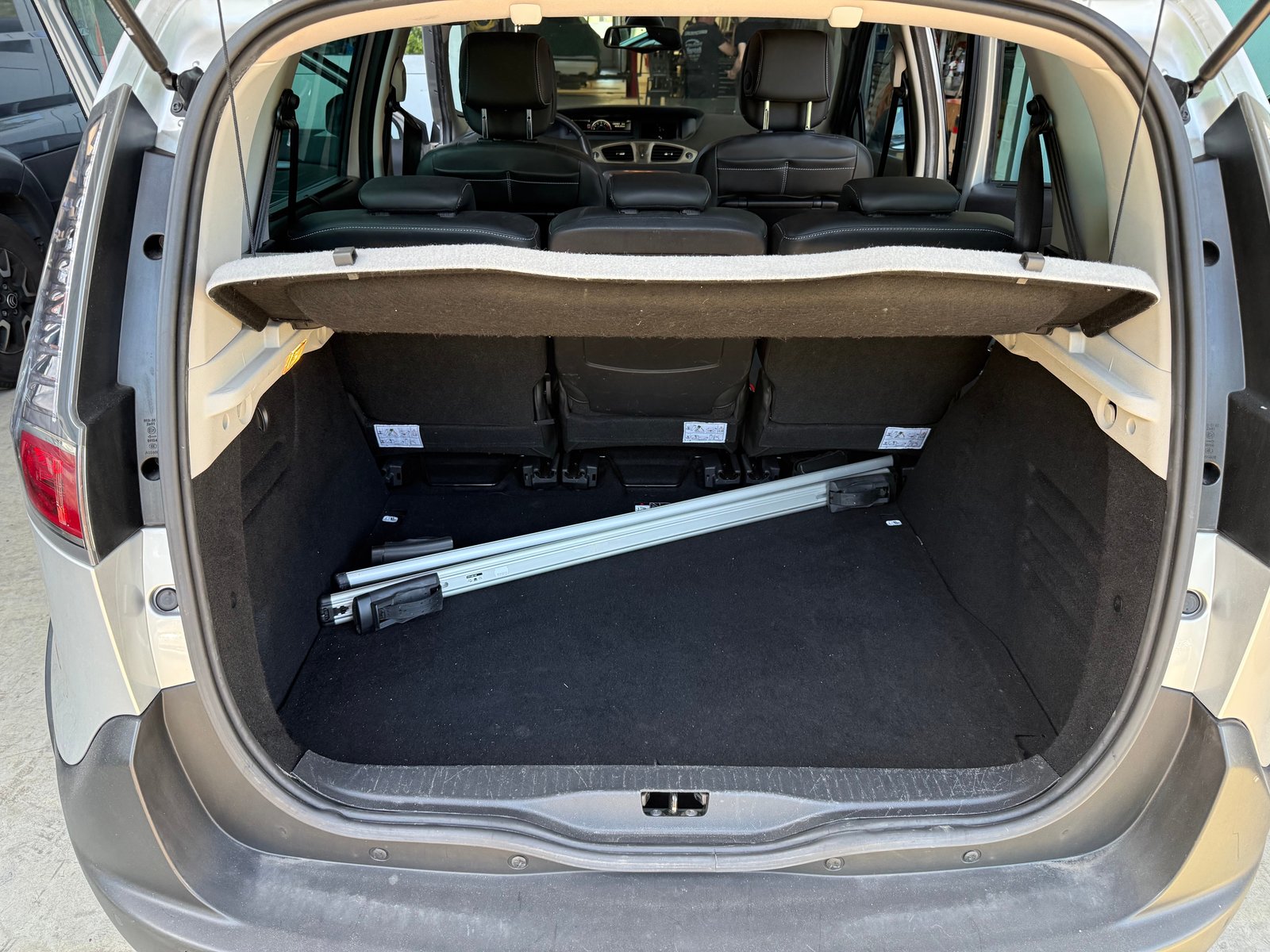 RENAULT Scénic Xmod 1.5 dCi Bose Edition EDC, Diesel, Occasion / Gebraucht, Automatik - 3