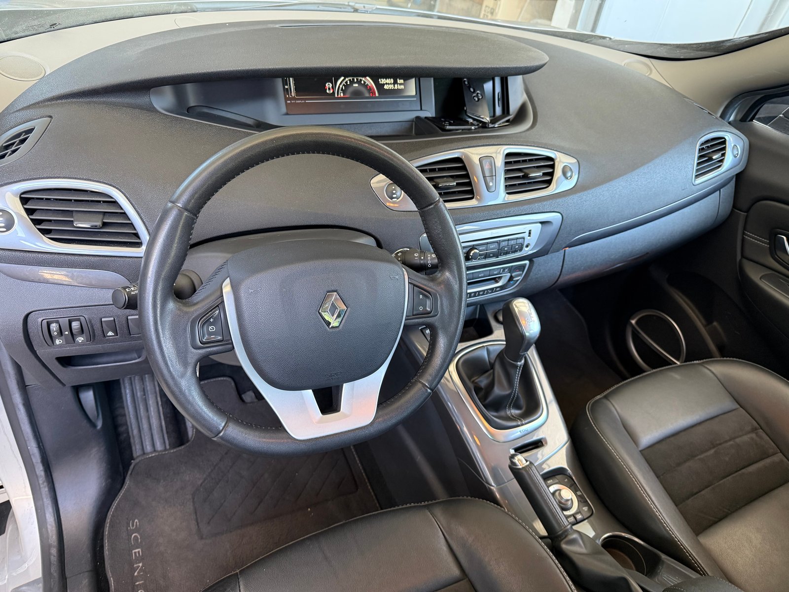 RENAULT Scénic Xmod 1.5 dCi Bose Edition EDC, Diesel, Occasion / Gebraucht, Automatik - 4